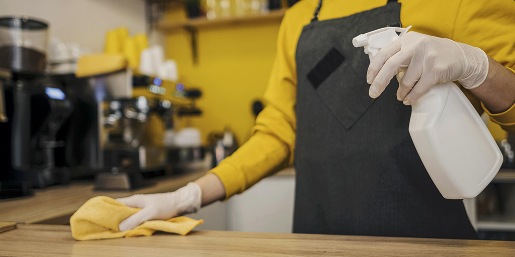 Químicos para limpieza de cocinas en restaurantes