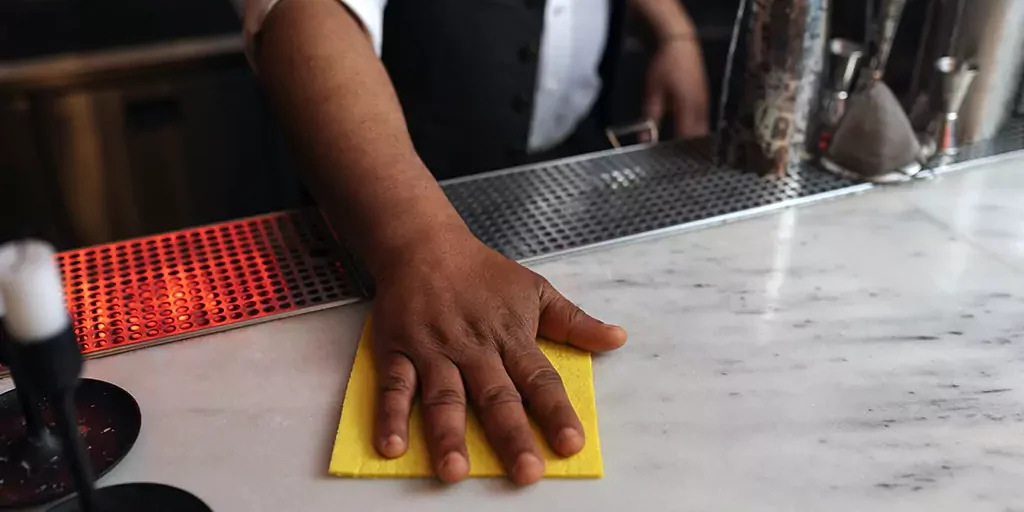 Limpieza de cocinas en hoteles y restaurantes